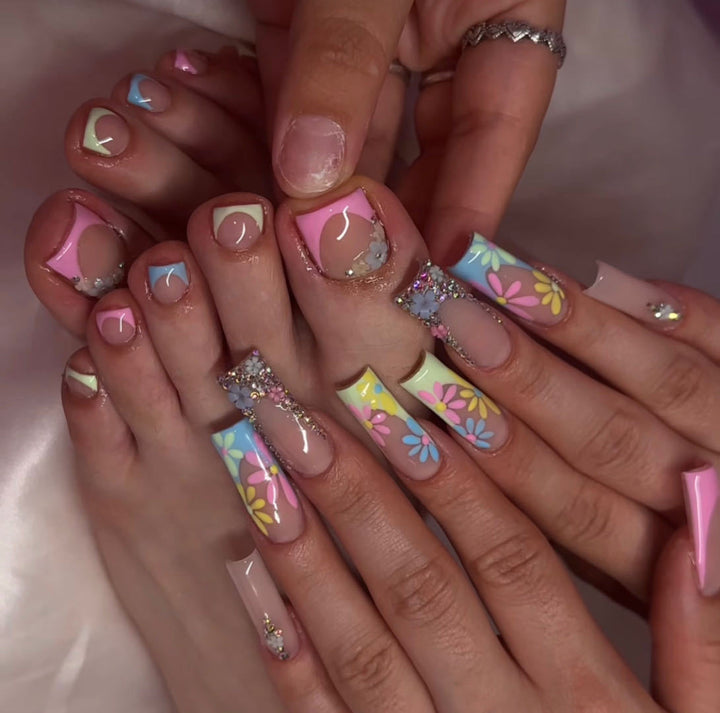 Floral Embellished Press-On Nail Set Kalsten