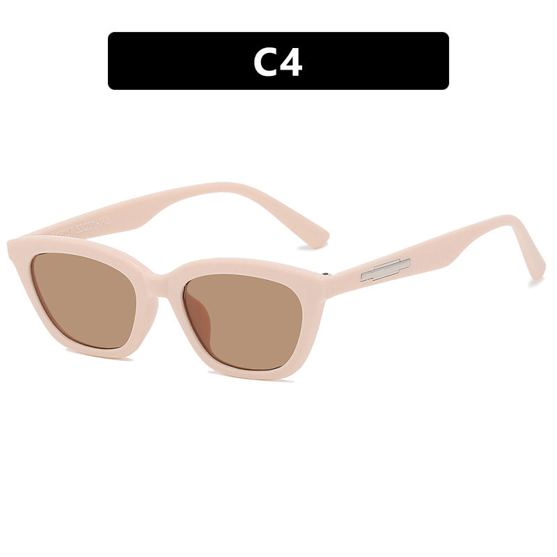 Women's trendy sunglasses in elegant cat-eye design with narrow frames Kalsten