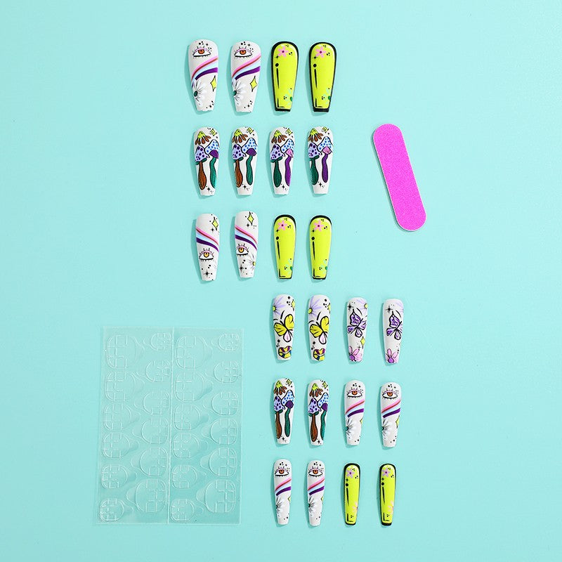 Artificial nails in creative flower design Kalsten