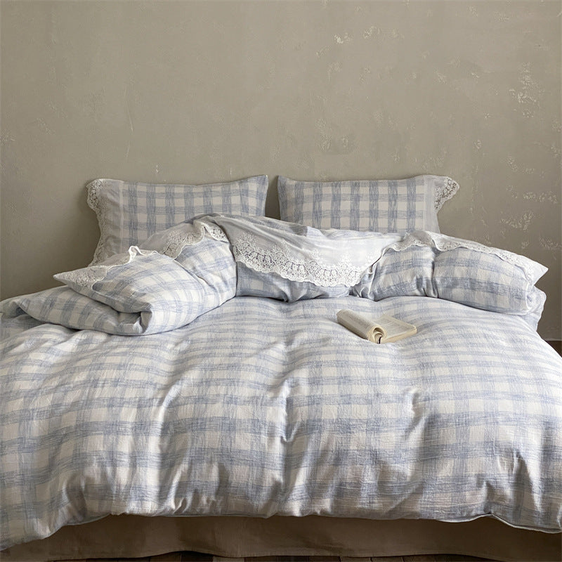 Luxurious cotton bedding set checked with lace trim