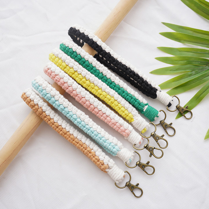 Macramé Keychain Holder Kalsten