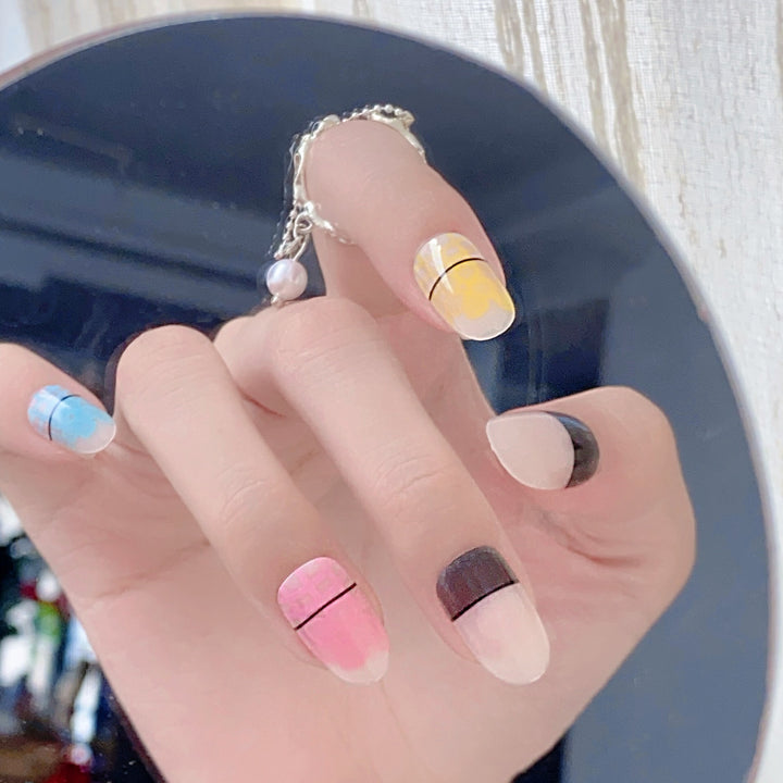 Creative Patterned Press-On Nail Set