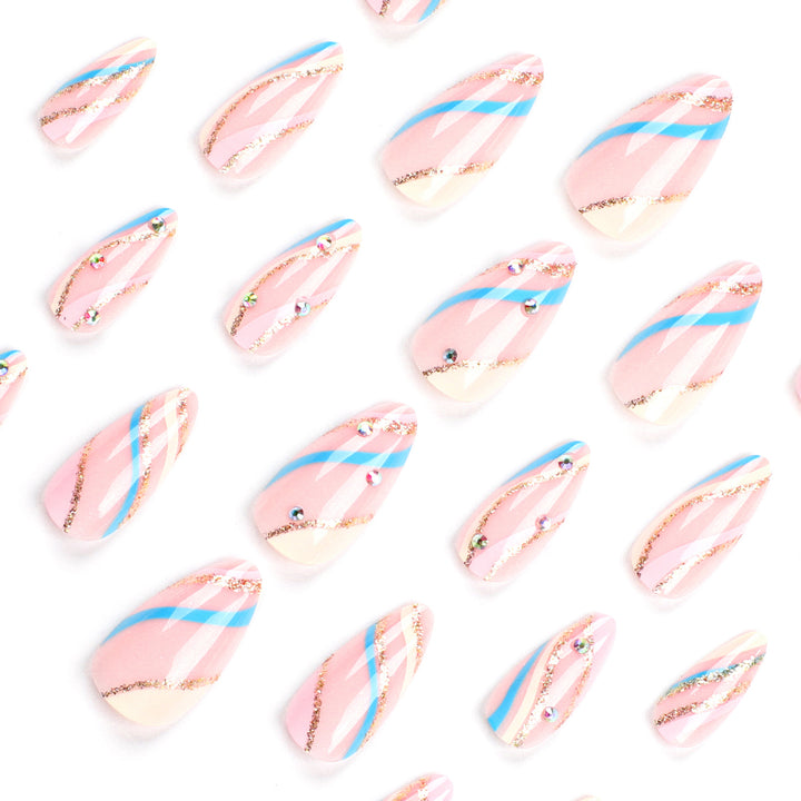 Artful Nail Art with Glitter and Gradient Colors Kalsten