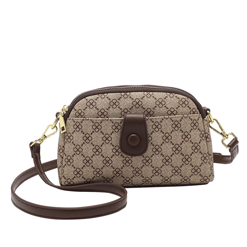 Chic Patterned Clutch Purse