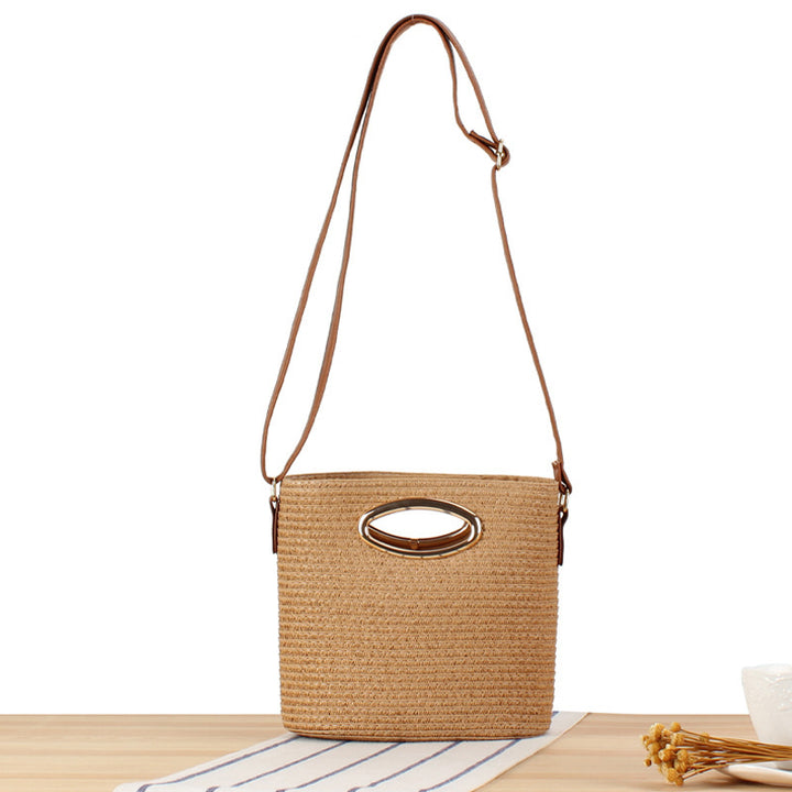 Shoulder bag made of handwoven natural material with elegant handle Kalsten