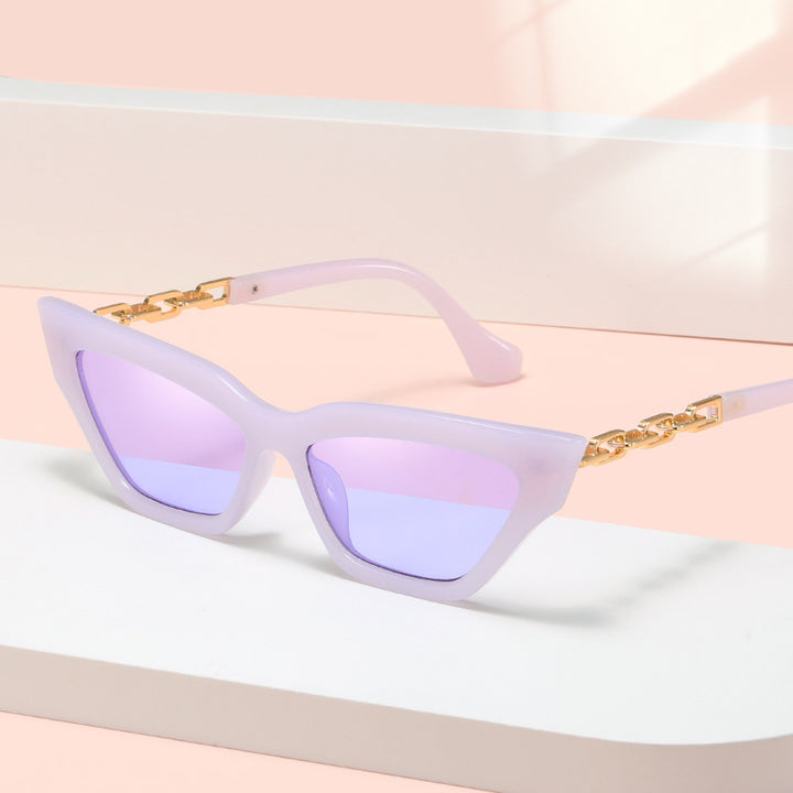Women edgy cat-eye sunglasses with golden details Kalsten