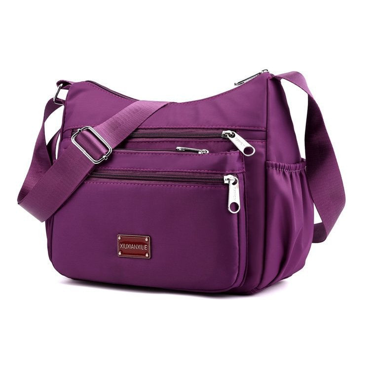 WoMulti-Pocket Crossbody Handbag