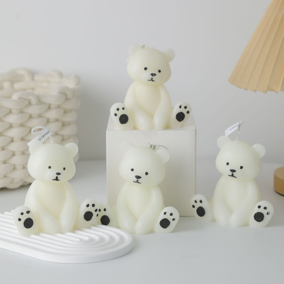 Decorative Bear-Shaped Scented Soy Candle with Ceramic Drip Tray