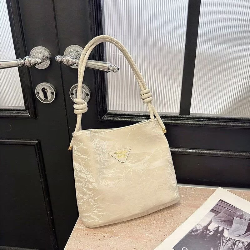 Modern Minimalist Bucket Bag