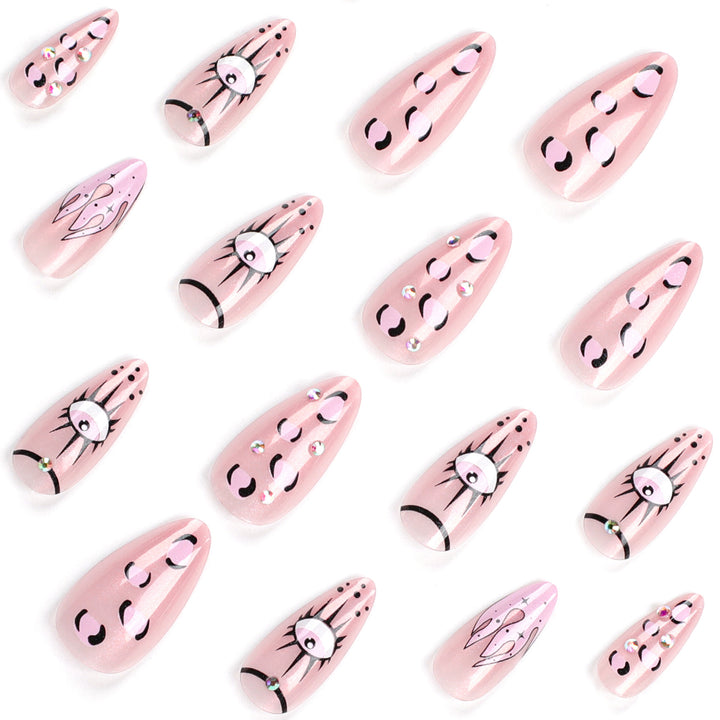 Artful nail art with extravagant designs and sparkling accents Kalsten