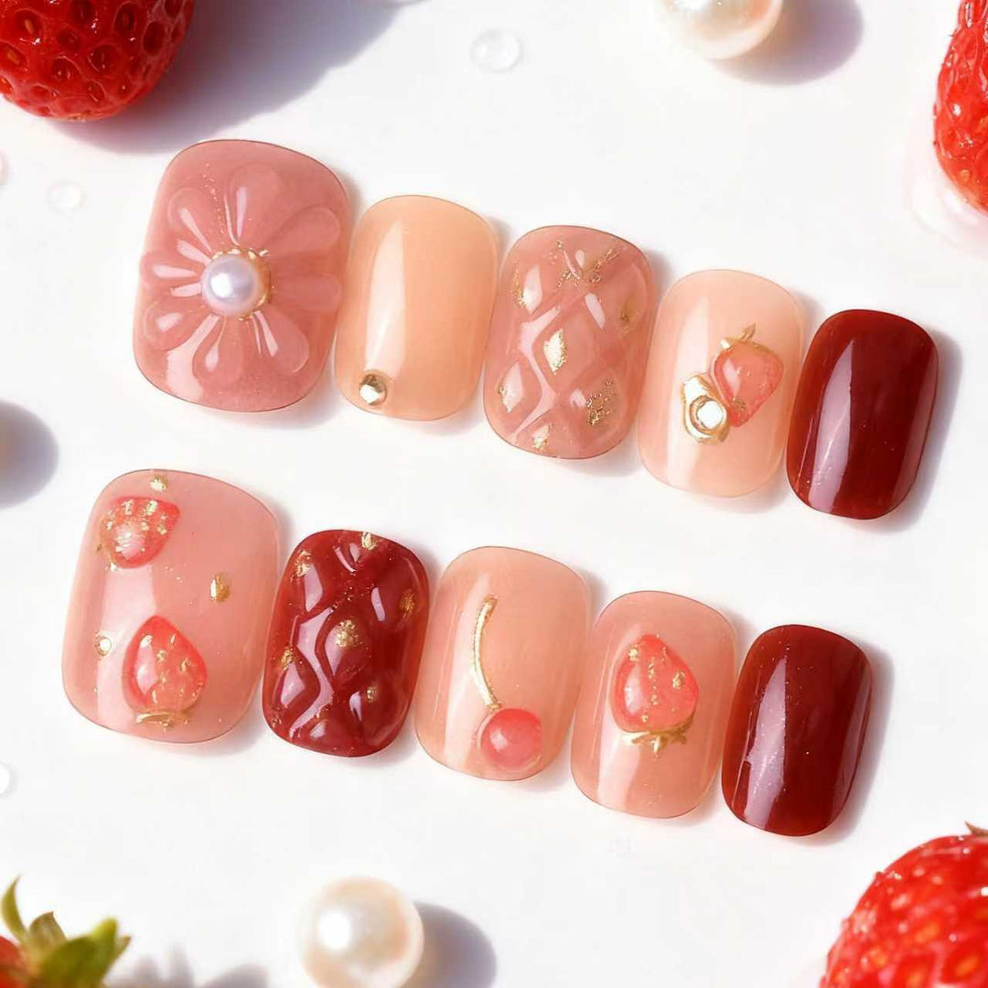 Strawberry-Inspired Decorative Press-On Nail Art Set