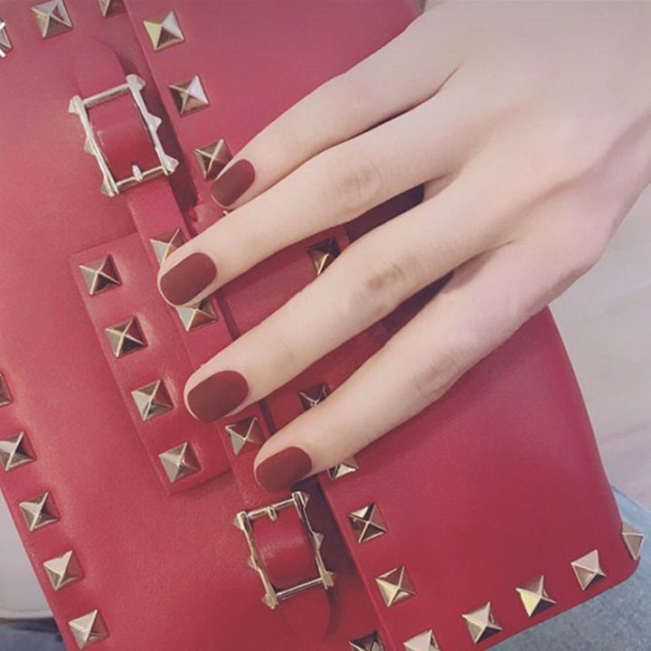 Matte Press-On Nail Set Kalsten