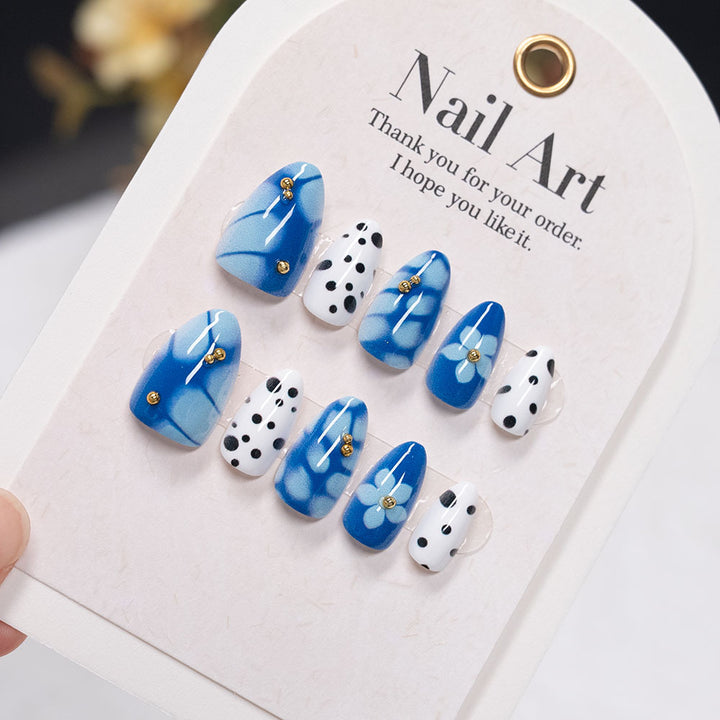 Artistic Floral Design Press-On Nail Set