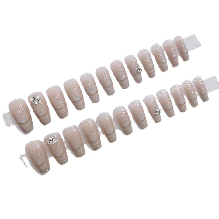 Glamorous artificial nails with elegant rhinestone decorations Kalsten