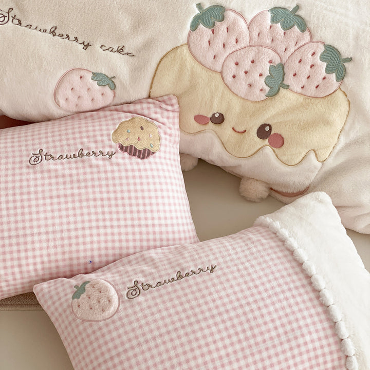 Children's bedding set with embroidered strawberry appliqué, cuddly reversible cover and Vichy check