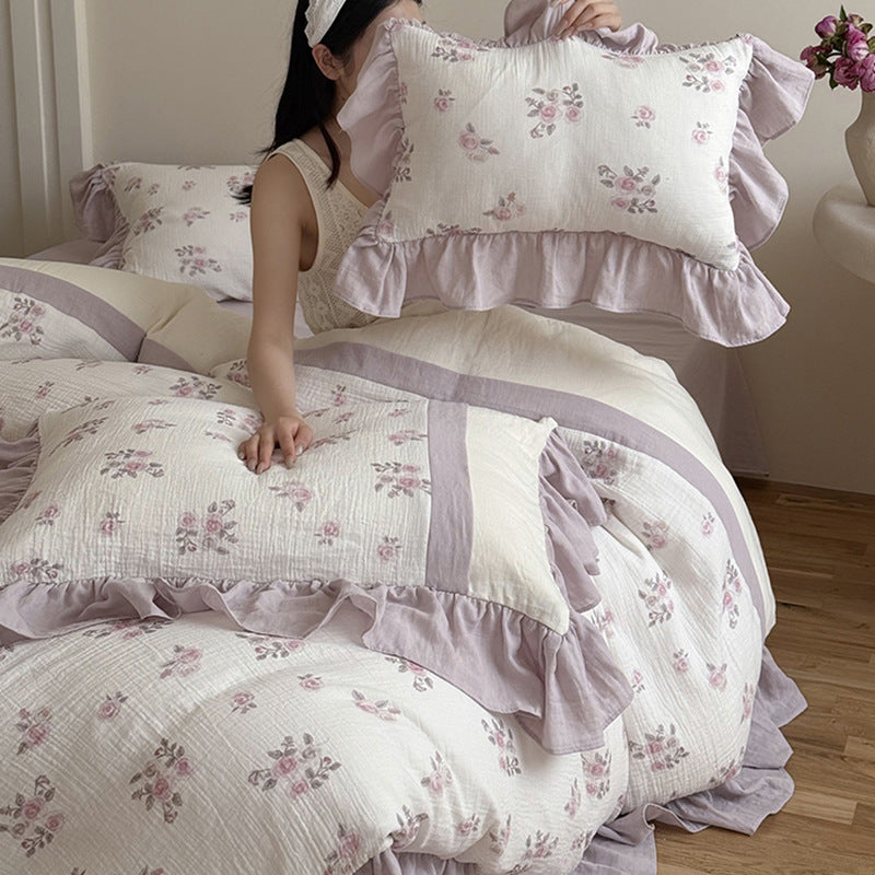 Romantic cotton gauze bed linen set with ruffle and vintage rose print