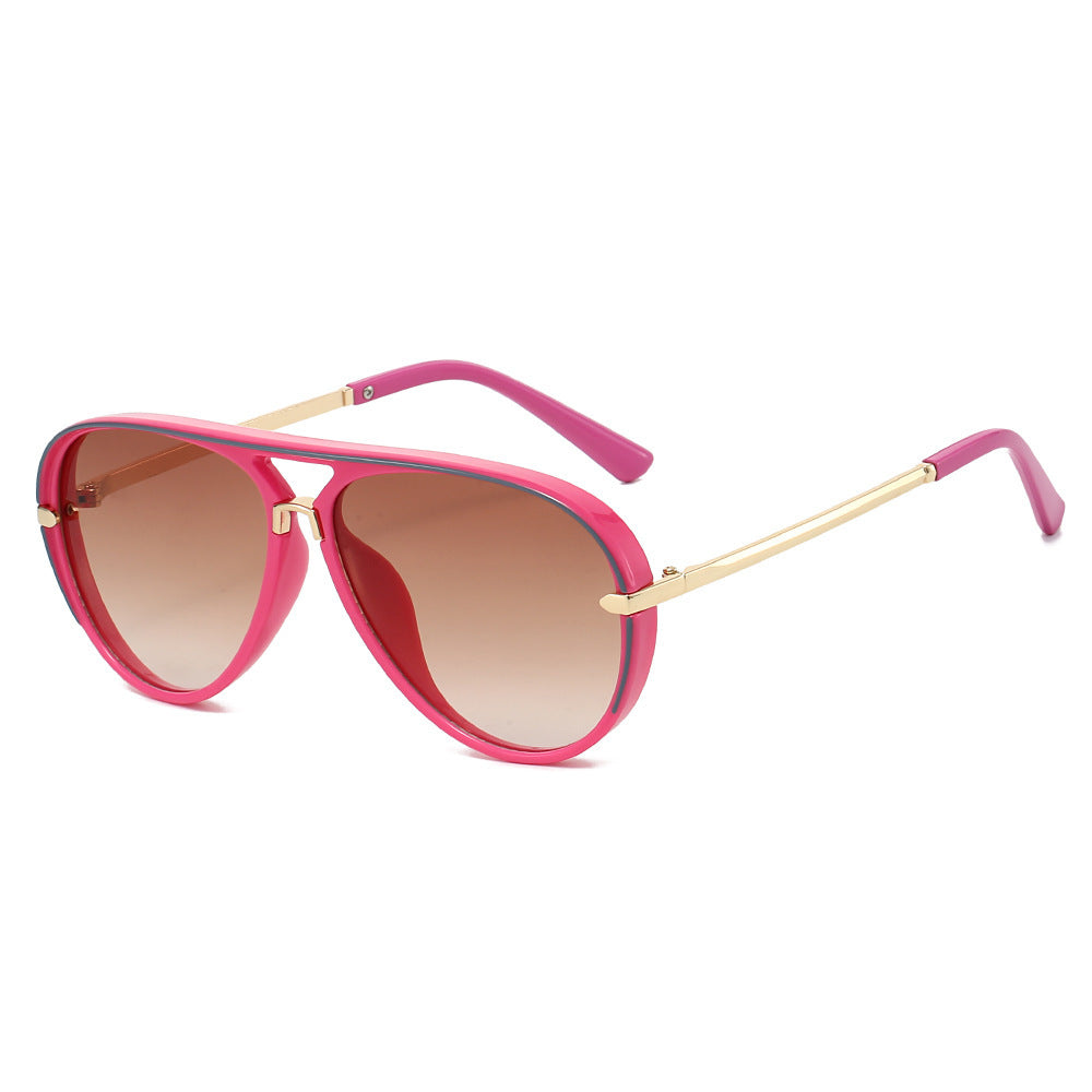 Elegant Aviator Sunglasses with Gold Accents Kalsten