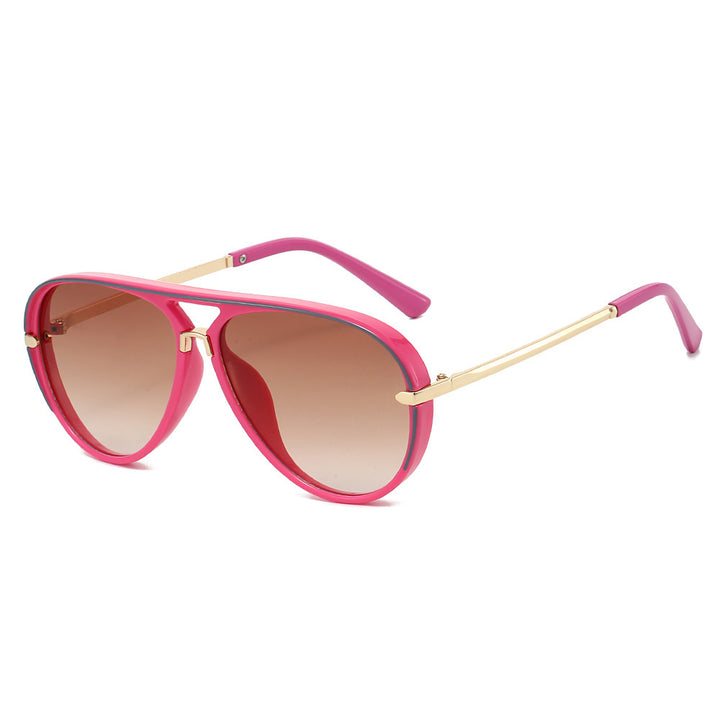 Elegant Aviator Sunglasses with Gold Accents Kalsten