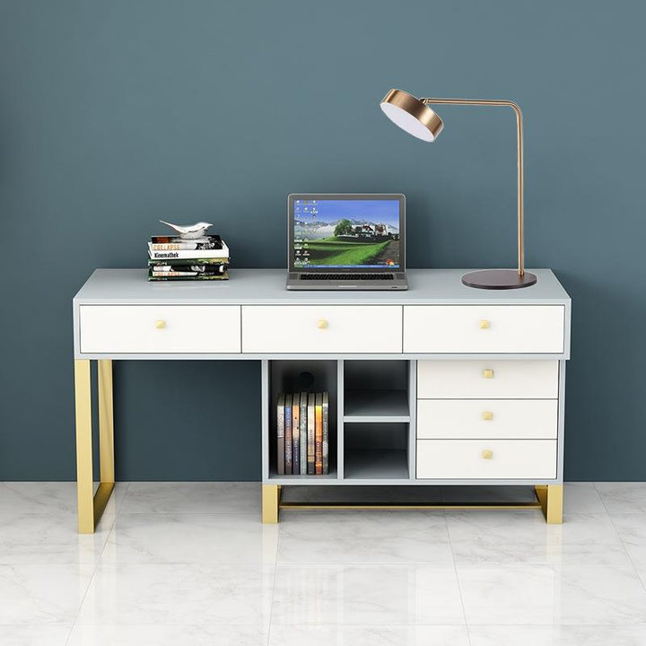 Modern Minimalist Desk Lamp with Adjustable Arm
