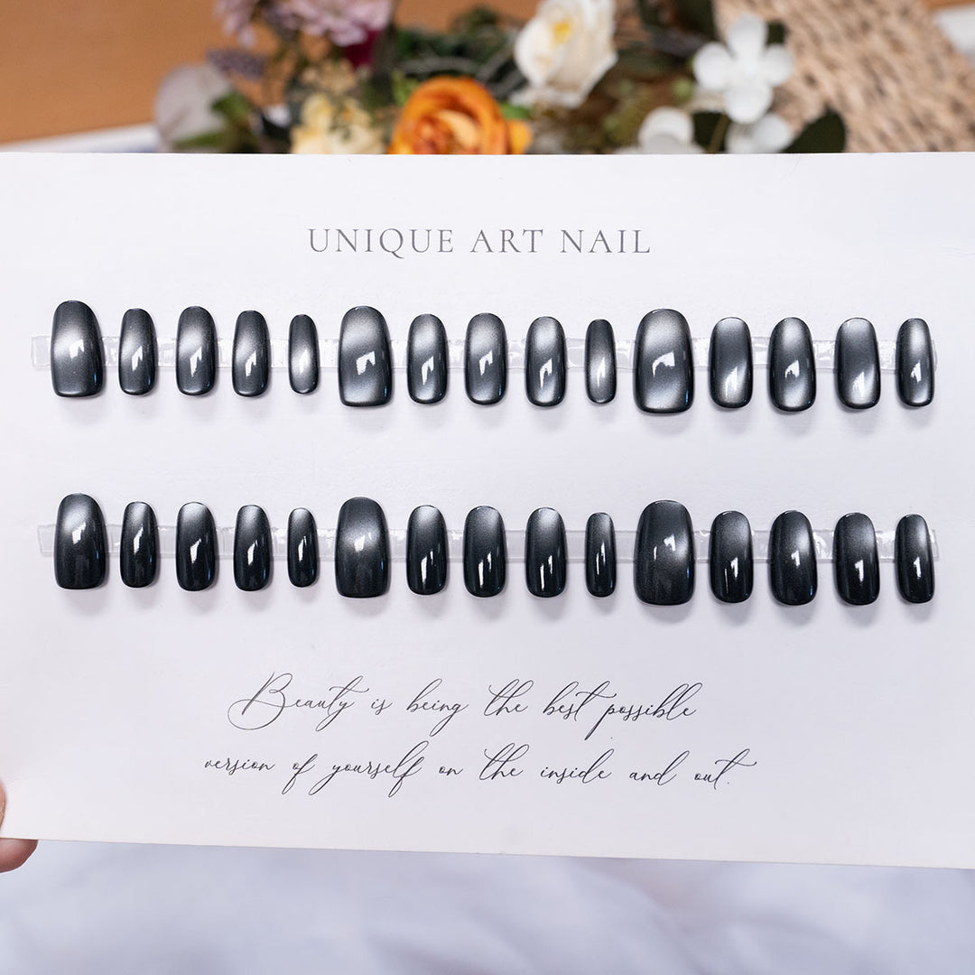 Press-On Nail Set