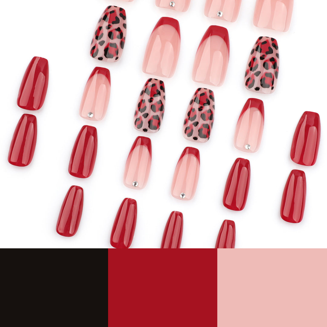 Artificial nail art with elegant leopard patterns Kalsten