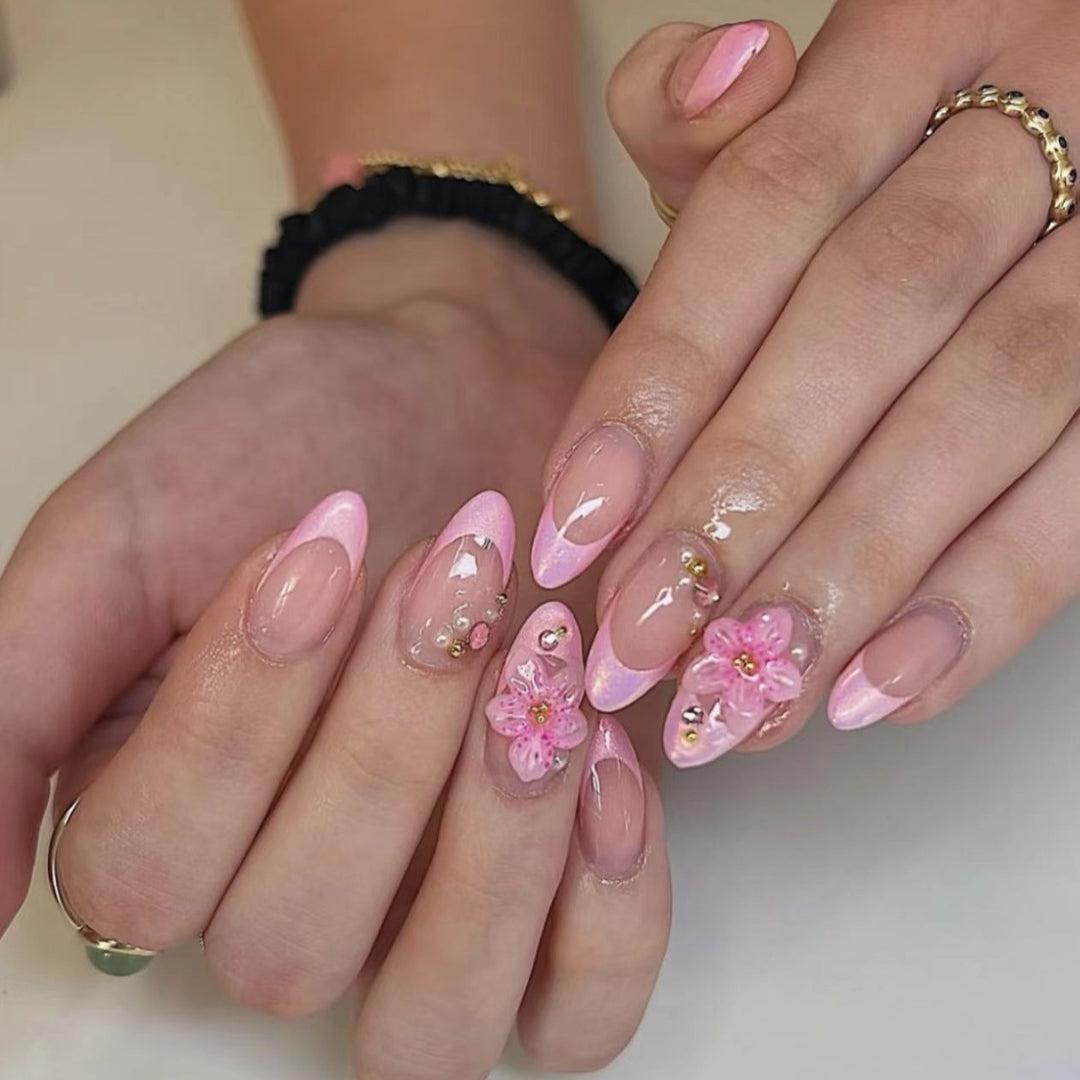 Press-On Nail Art Set with Floral Embellishments Kalsten