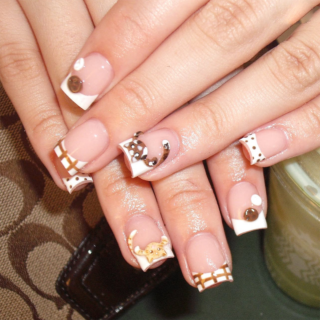 Artistic Themed Press-On Nail Set