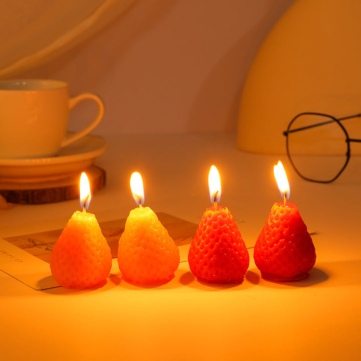 Hand-Poured Strawberry-Shaped Scented Decorative Soy Candle Set