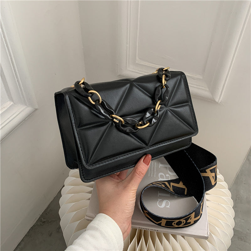 WoElegant Quilted Handheld Clutch Kalsten