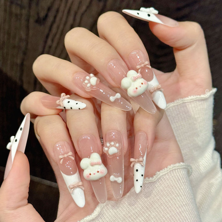 Artistic Press-On Nail Art Set with Whimsical Animal Designs
