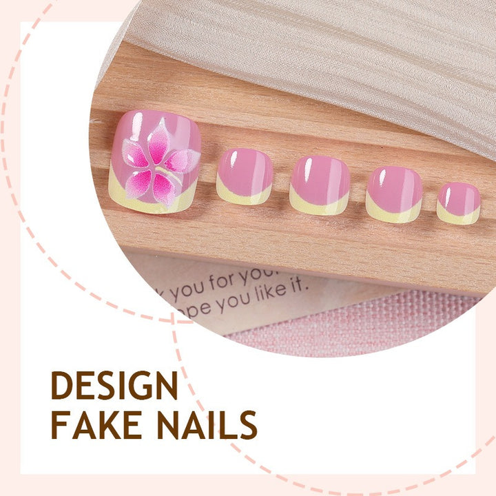 Art nail set with extravagant flower designs Kalsten
