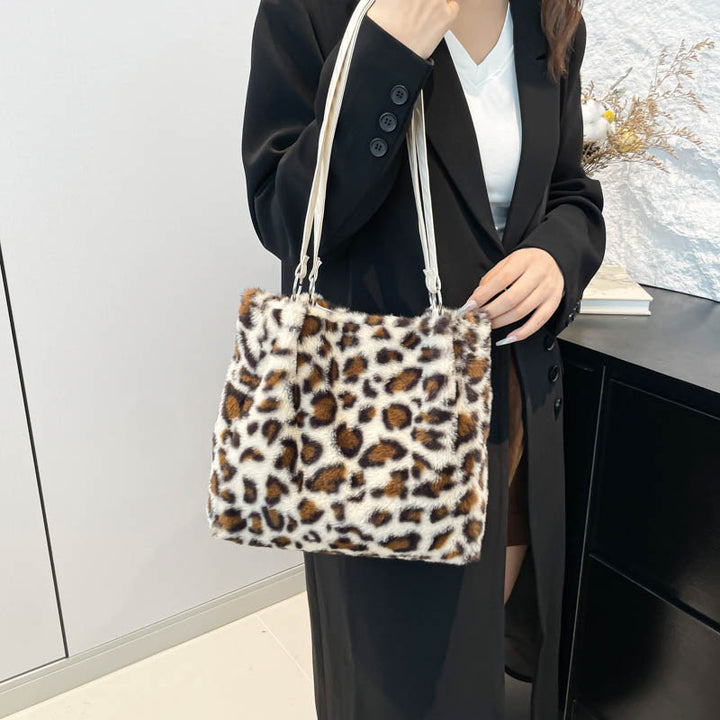 Luxurious Leopard Print Fur Bucket Bag