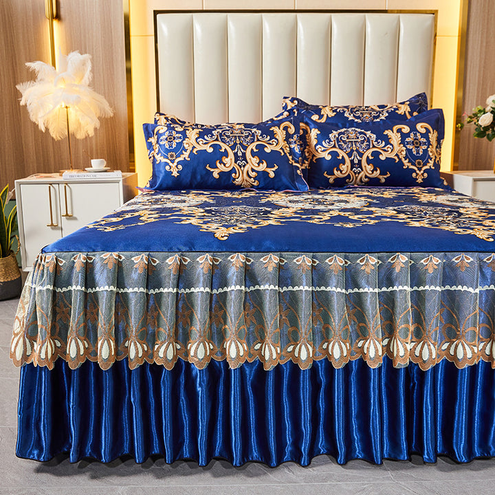 Ladies daybed cover with playful bear motif Kalsten