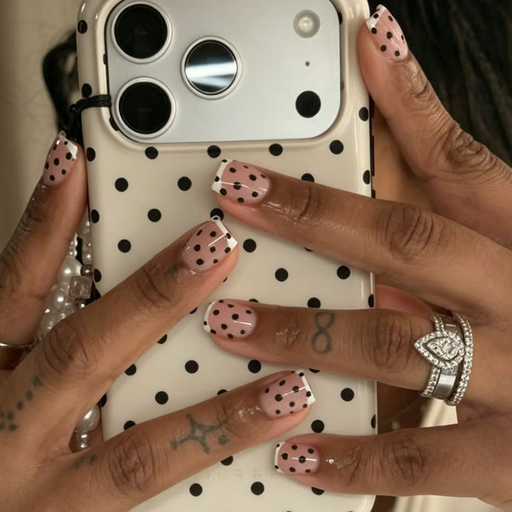 Artificial nail set with elegant dots and French tips Kalsten