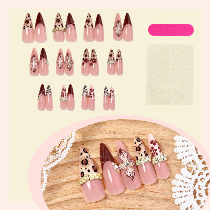 Luxurious Floral Decorative Press-On Nail Set Kalsten