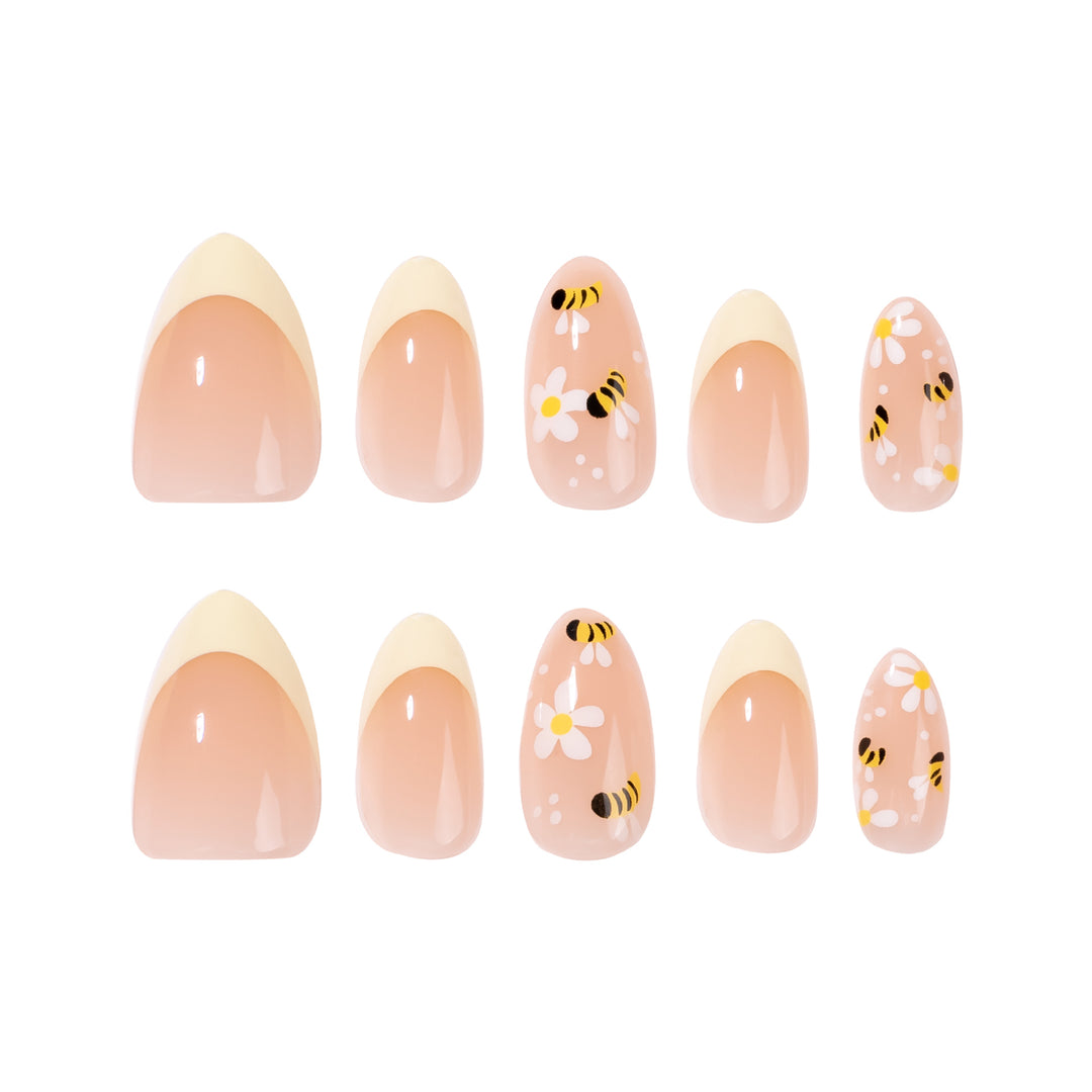 Artful Nail Art with Bee and Flower Design Kalsten