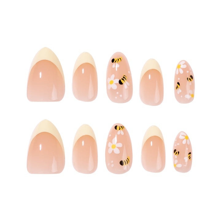 Artful Nail Art with Bee and Flower Design Kalsten