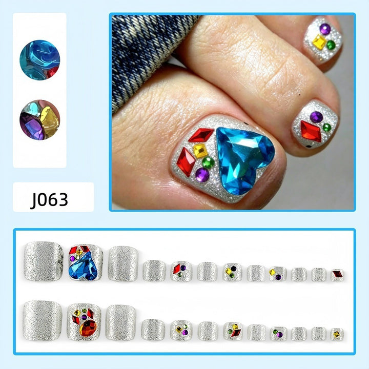Artificial nails with sparkling rhinestone applications Kalsten