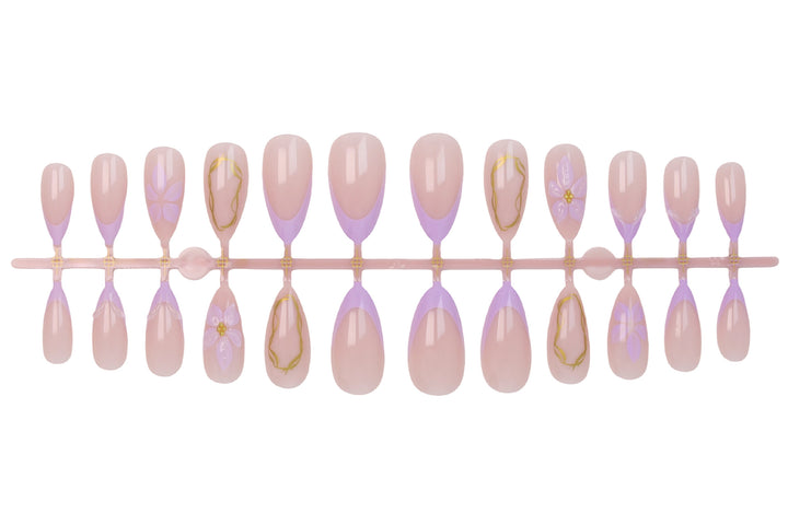 Artificial nail set with delicate floral decorations and elegant shine Kalsten