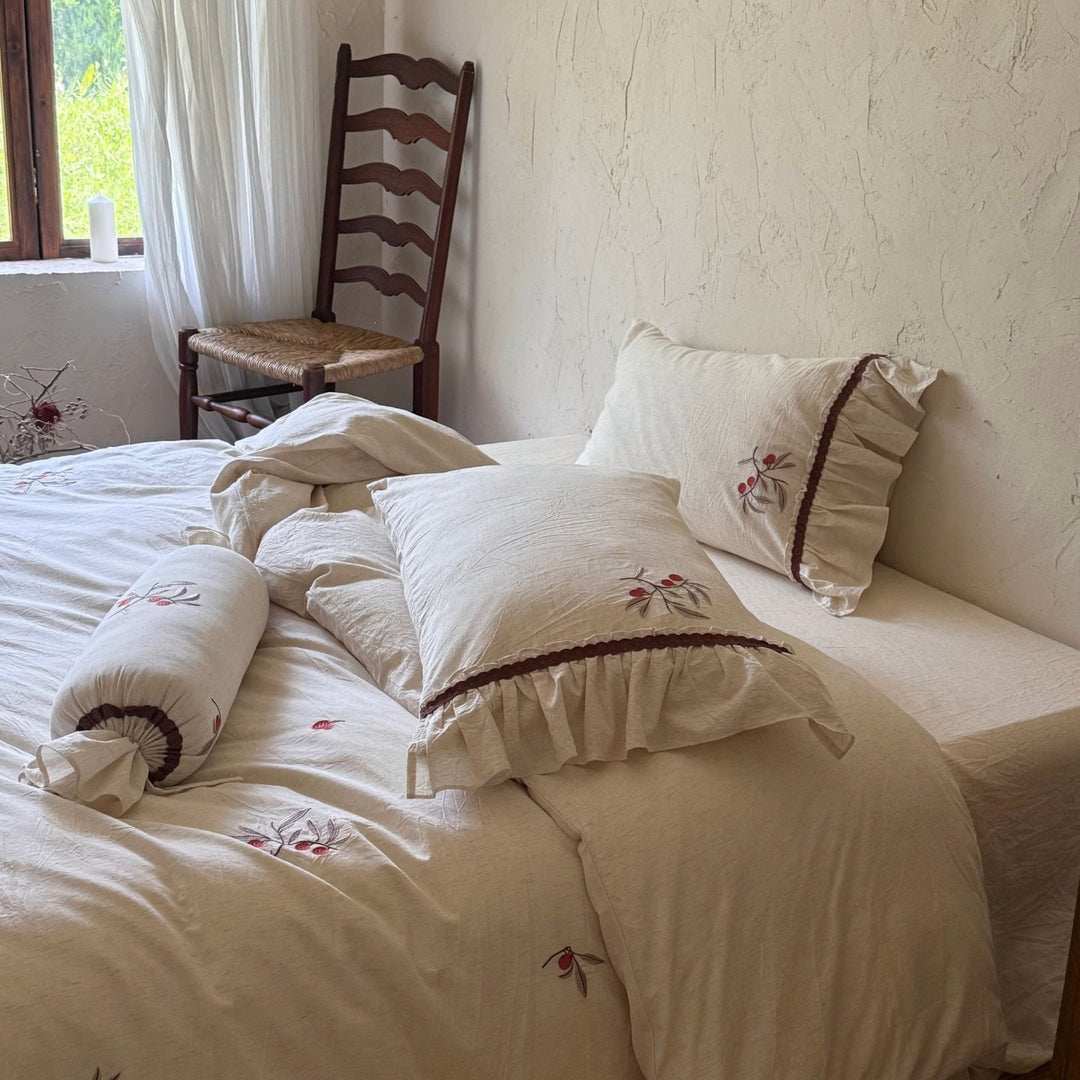 Linen bedding set with cherry embroidery and ruffles