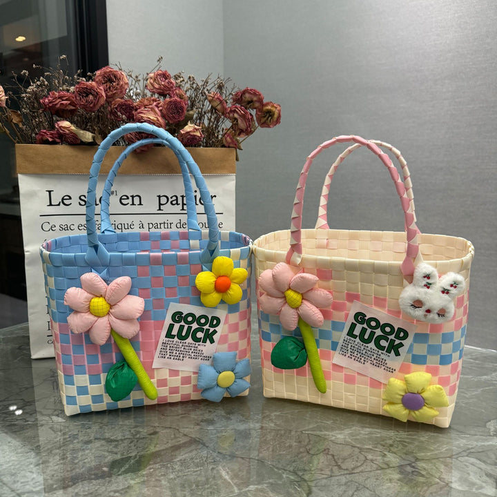 Charming and playful handbag Kalsten