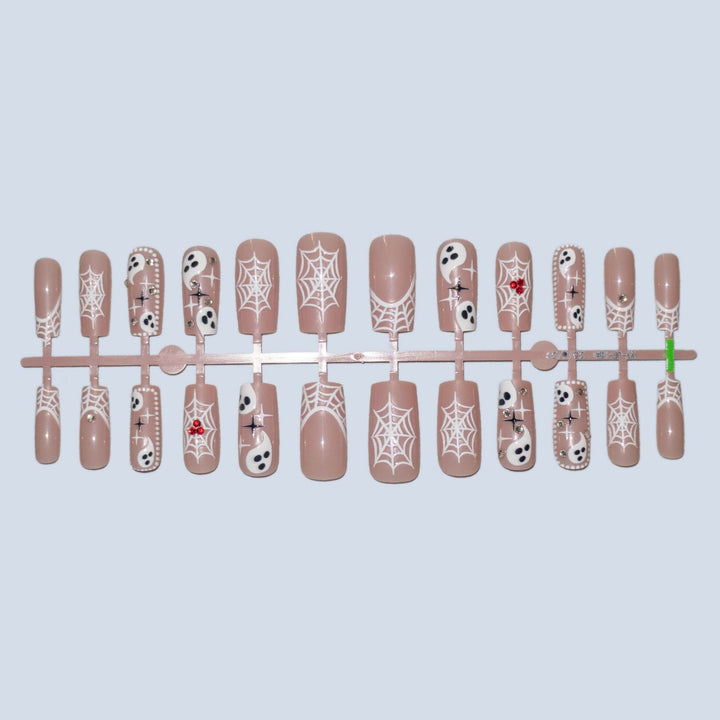 Artistic Halloween-Themed Nail Design Kit
