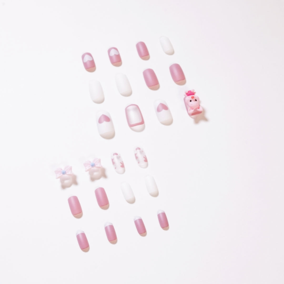 Artificial nail art with playful animal design Kalsten