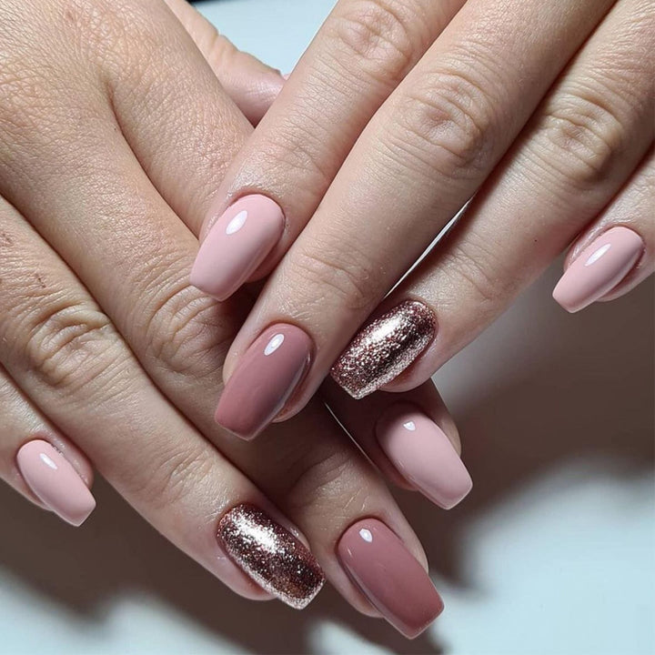 Glamorous Glittery Stiletto Press-On Nails Kalsten