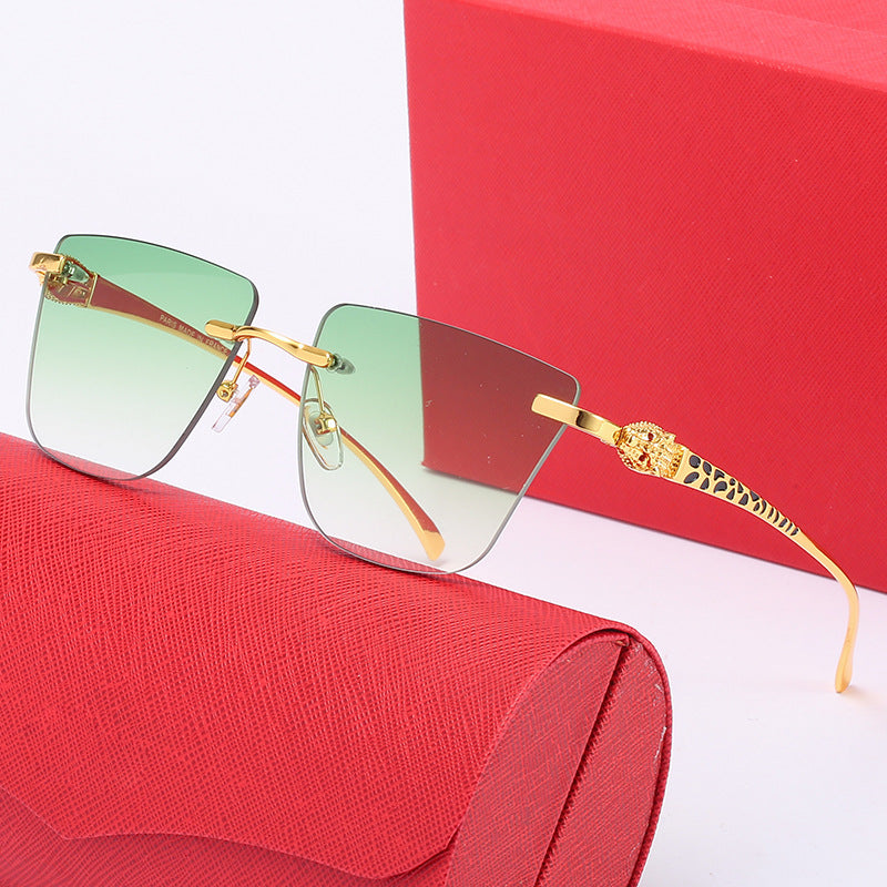 Women's Geometric Sunglasses with Elegant Gold-Colored Detail Kalsten