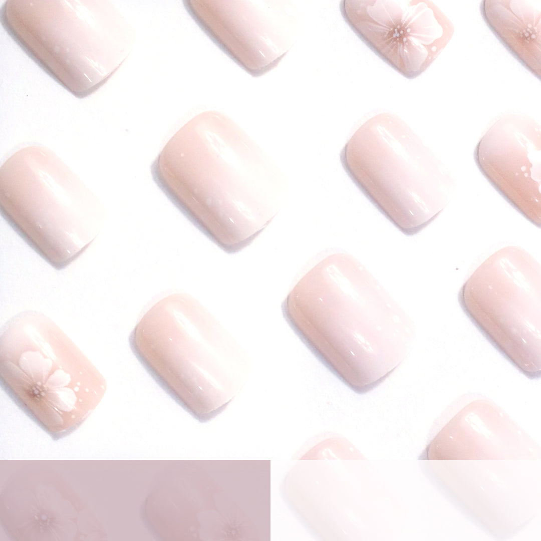 Elegant Floral Nail Art Set Kalsten