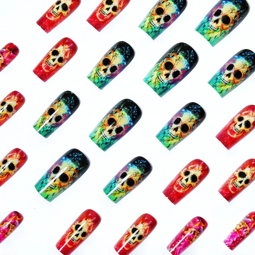 Art nails with creative skull design Kalsten