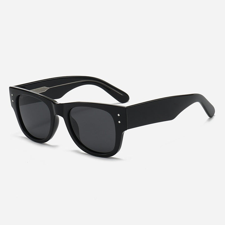 Ladies sunglasses in minimalist and elegant design Kalsten
