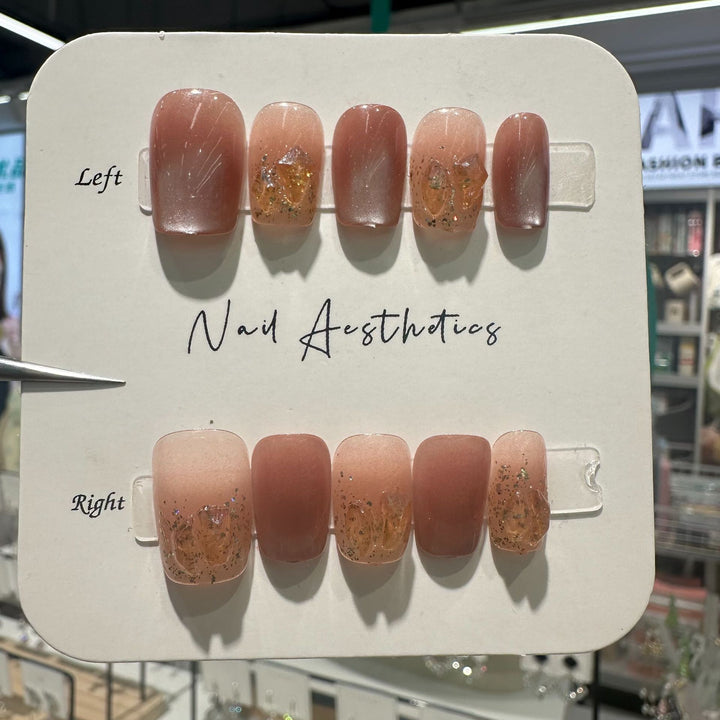 Aesthetic Press-On Nail Set Kalsten