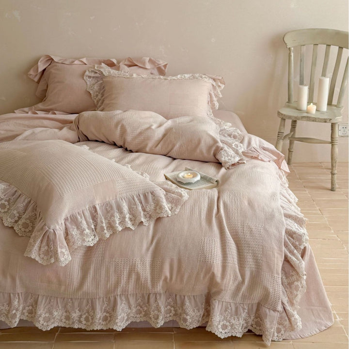 Cotton waffle bedding with floral lace ruffle and wavy hem